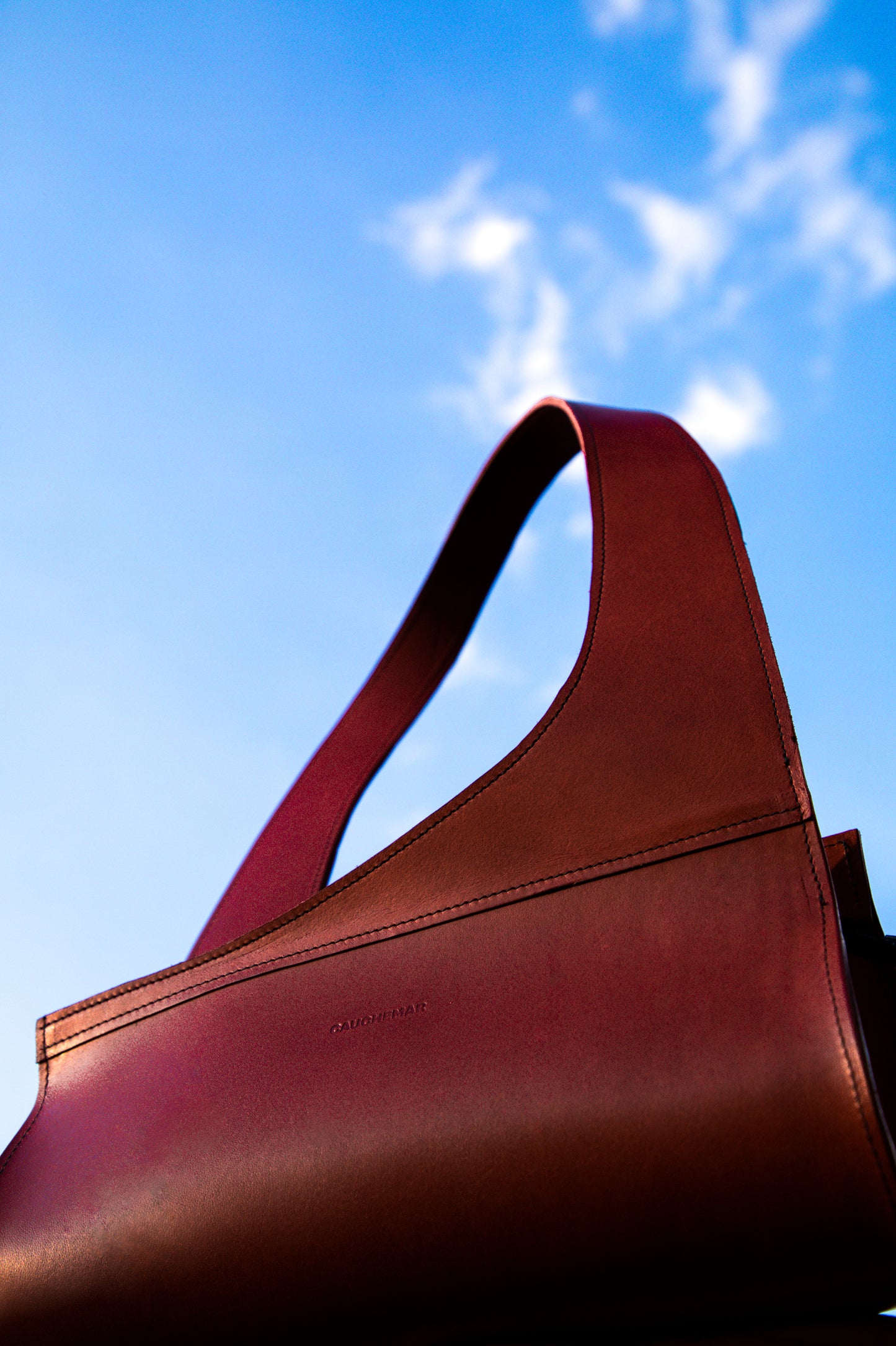 handcrafted swissmade leather handbag